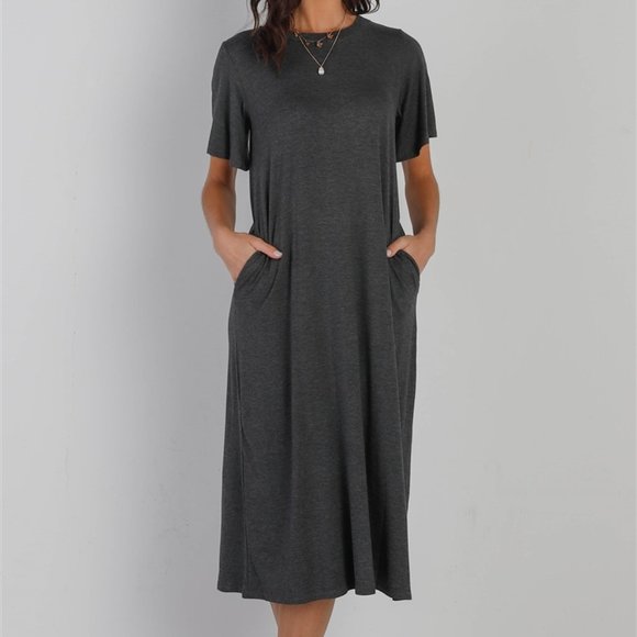 Paradise Society Dresses & Skirts - Short Sleeve Midi Dress